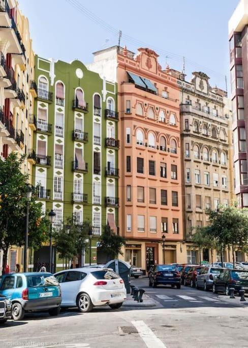 Ferienwohnung Petite Penthouse With The Sunniest Terrace In Valencia Exterior foto